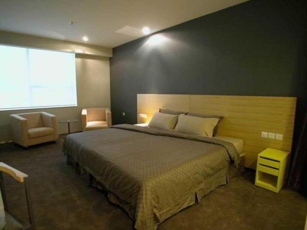 Catic Hotel--Adjacent Buliding تشوهاى المظهر الخارجي الصورة