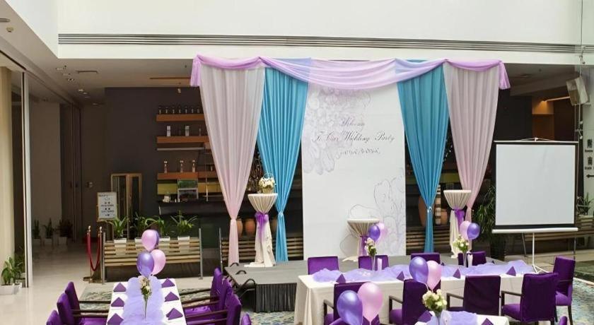 Catic Hotel--Adjacent Buliding تشوهاى المظهر الخارجي الصورة